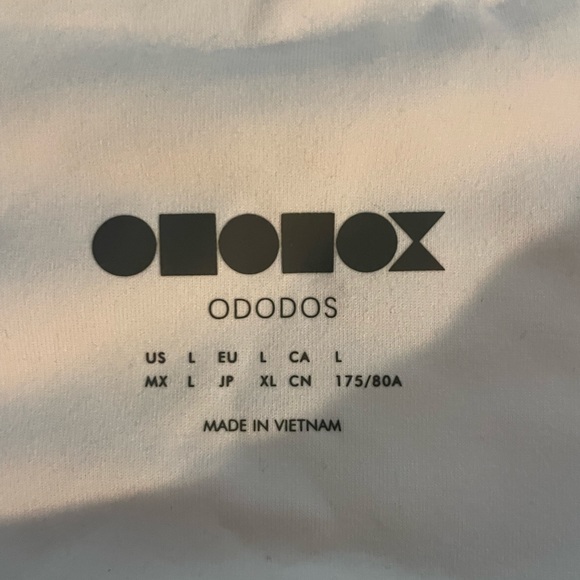 Ododos high waist, tummy control biker shorts with 5” inseam and pockets - Picture 3 of 4